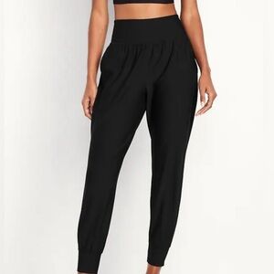 Old navy Black Powersoft Pocket Jogger Pants Size Large NEW with tags
